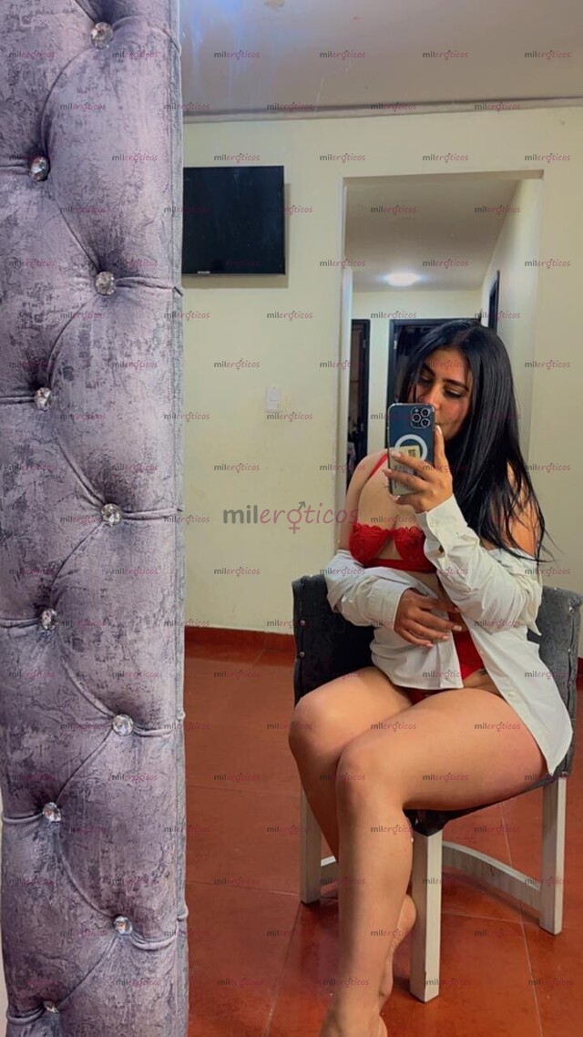 Camila, 24 Años