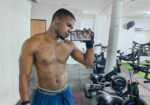 MORENO CUERPO ATLETICO,COMPLAZCO TUS DESEOS MAS OSCUROS Y MORBOSO.